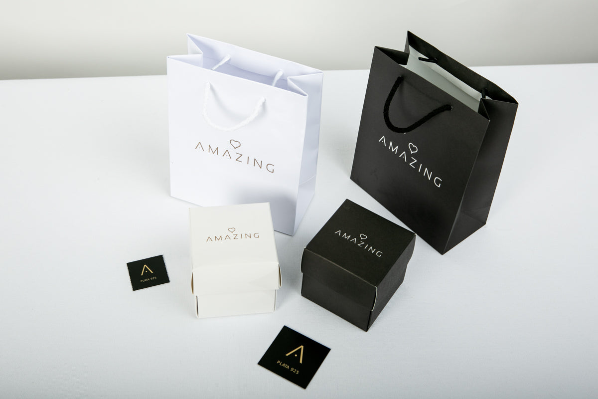 Caja de regalo blanca