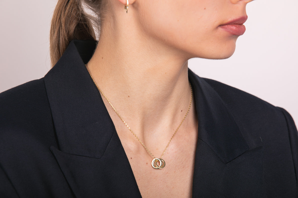 Collar goldie Trinity con 3 aros unidos