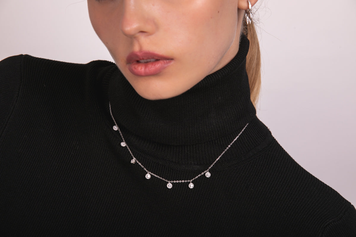 Collar Party con 7 flores de circos