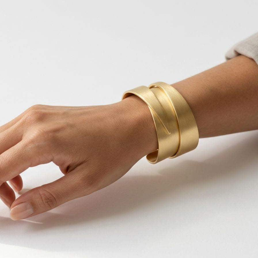 Brazalete dorado - brazalete en latón con baño de oro de Amazing Joyas