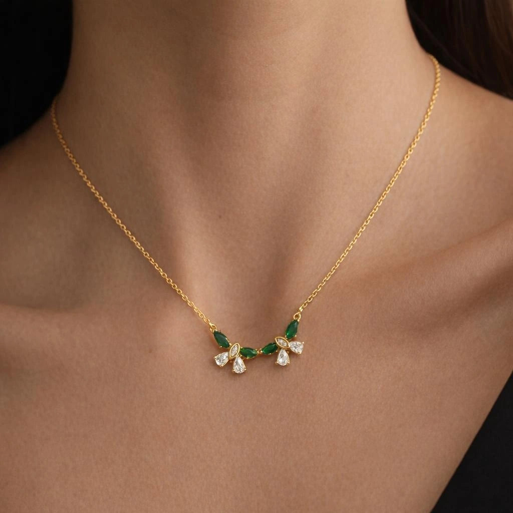 Collar doble mariposa