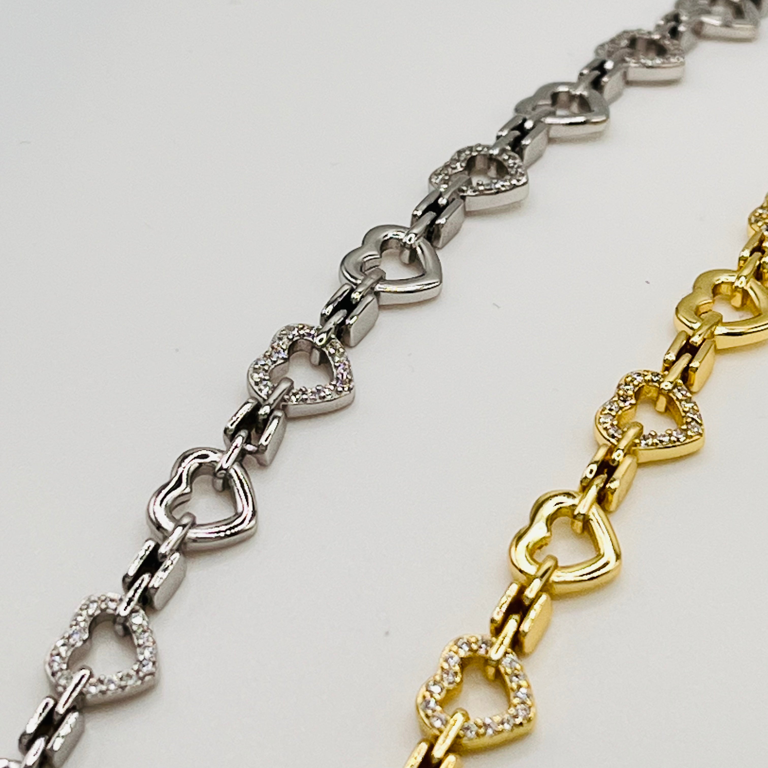 Pulseira Total Love de corações com e sem zircónias