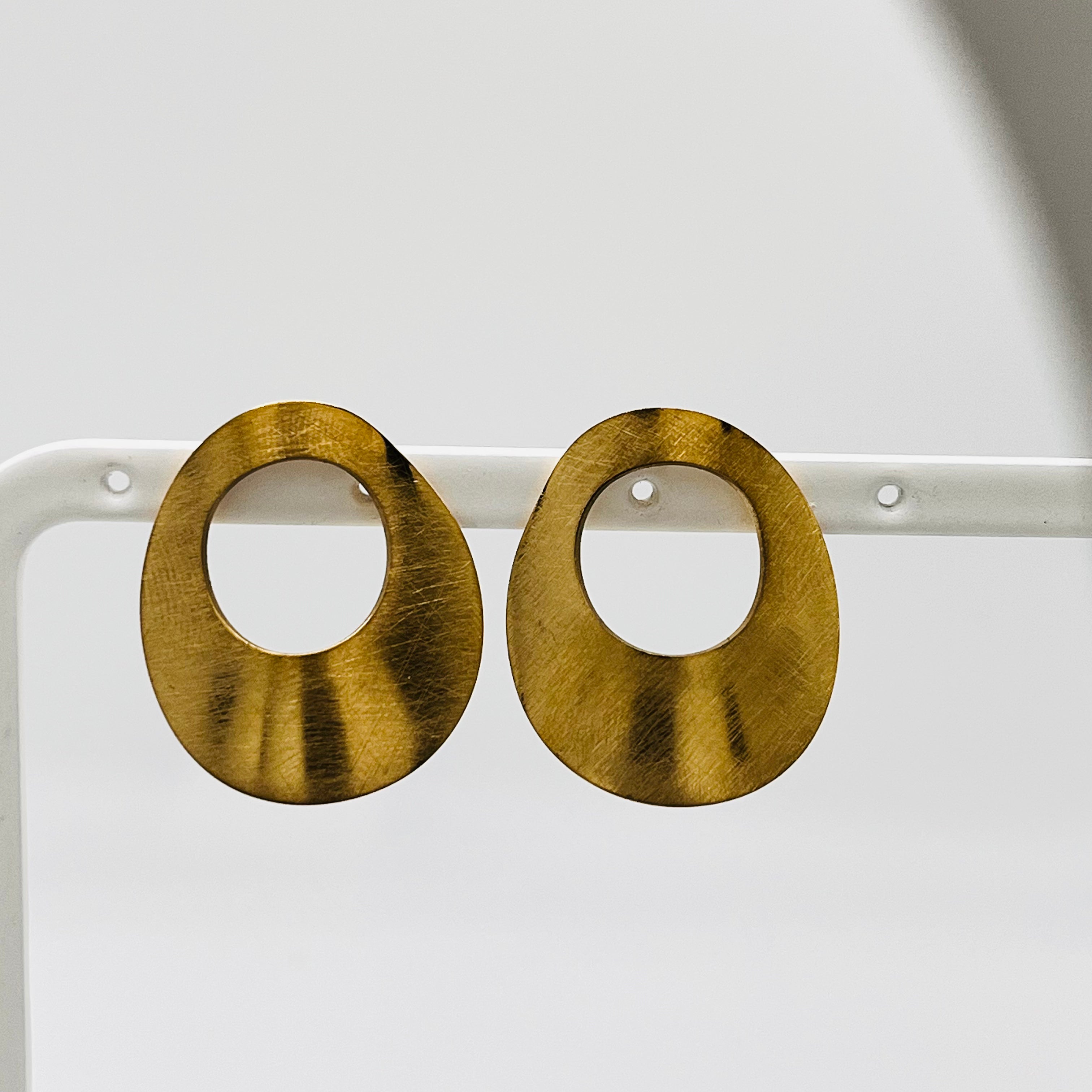 Pendientes mate oval