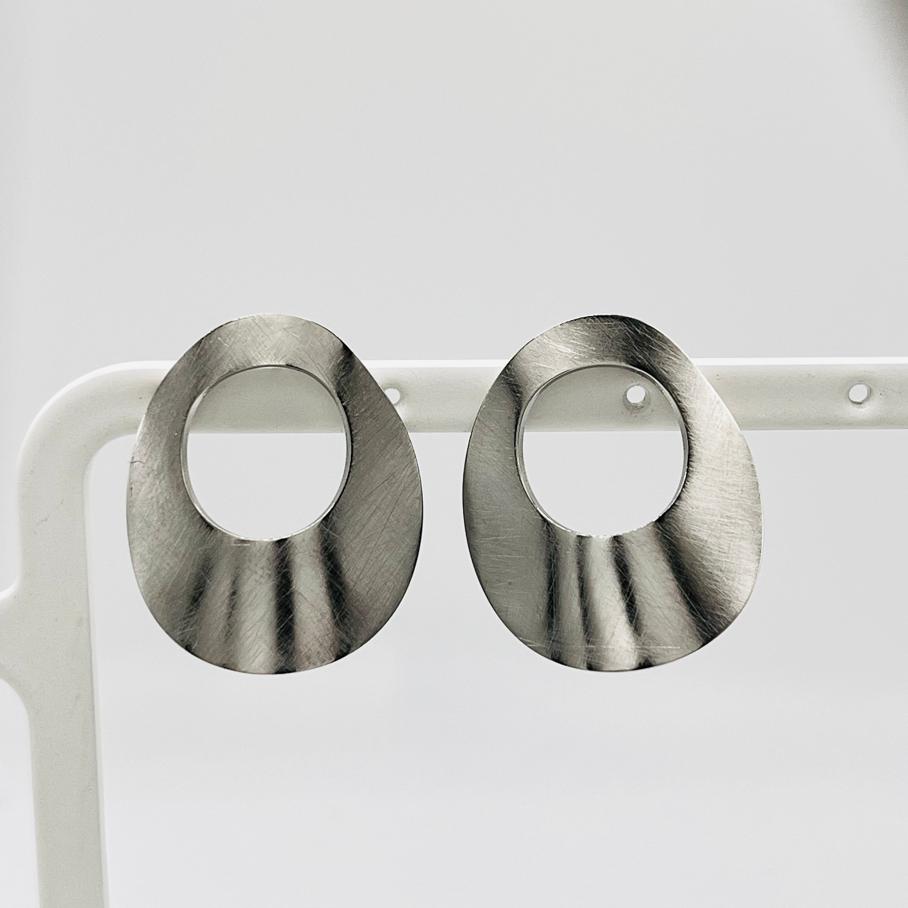 Pendientes mate oval