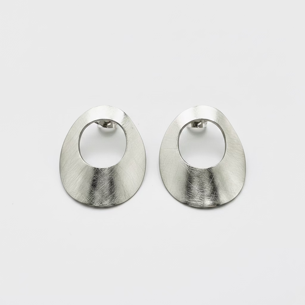 Pendientes mate redondeados