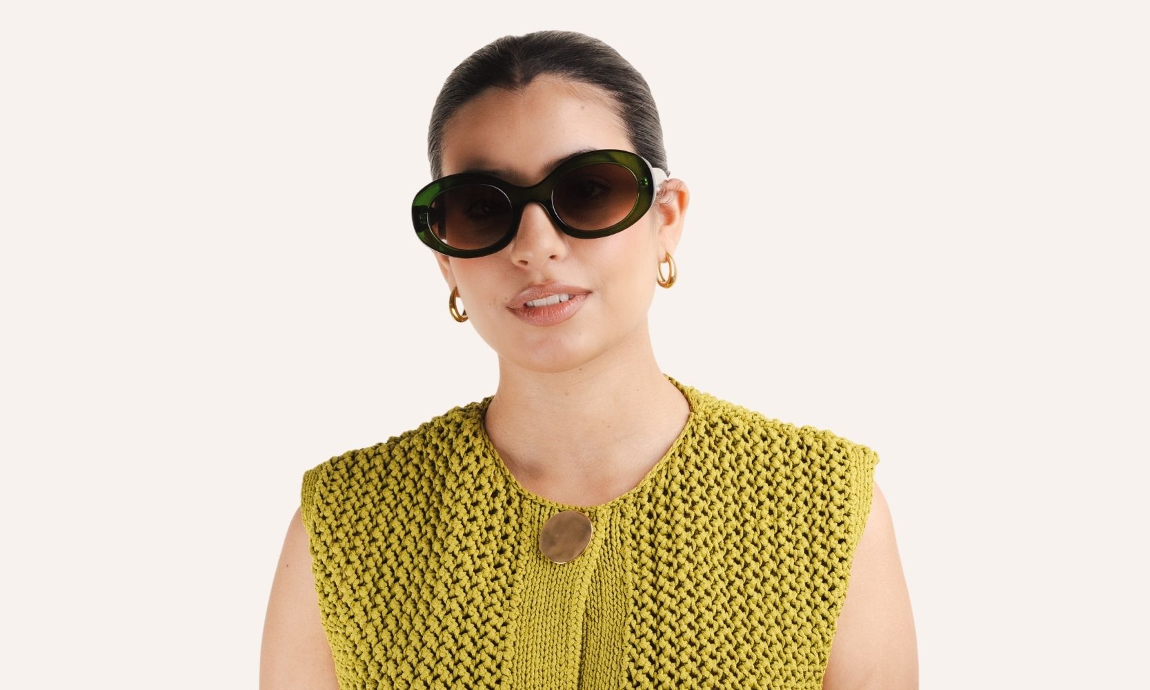 Naomi Oval - Concha