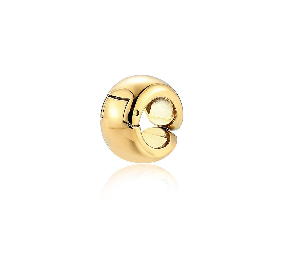 Earcuff bisagra ajustable - earcuff en acero con baño de oro de Amazing Joyas
