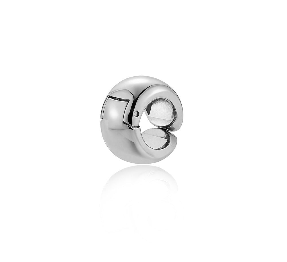Earcuff bisagra ajustable - earcuff en acero con baño de oro de Amazing Joyas